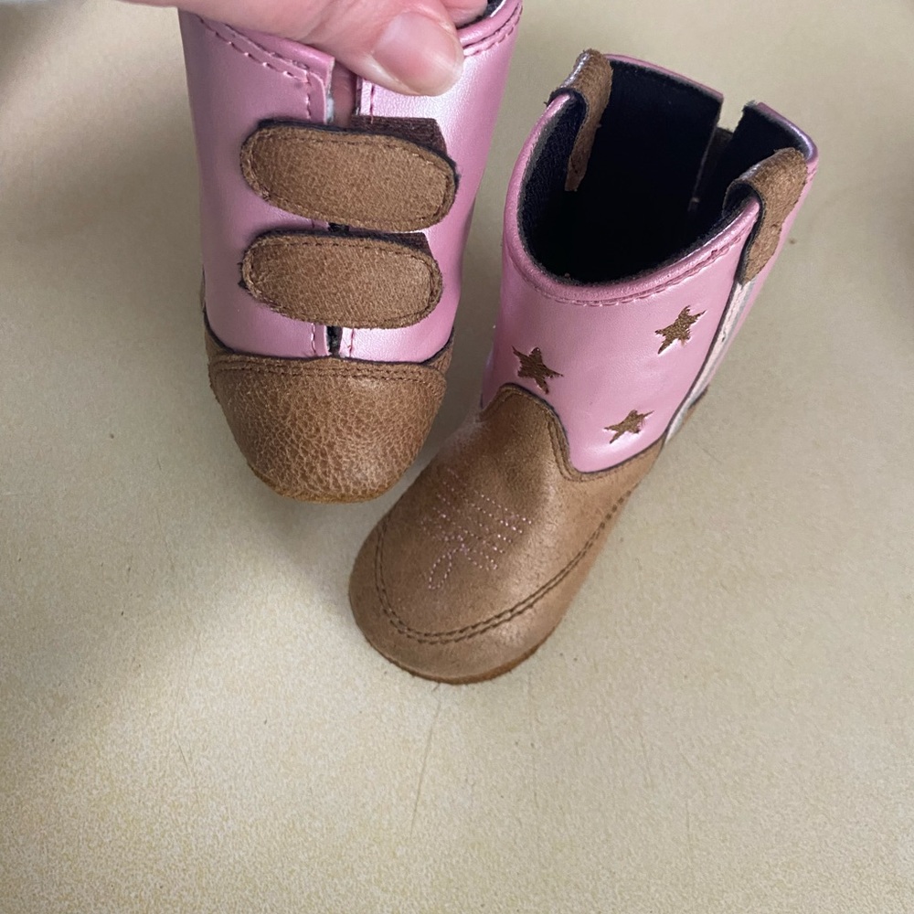 Sold - Picture 3 of 6